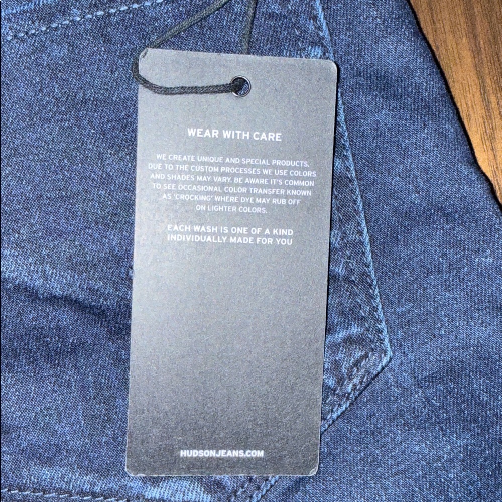 NWT Hudson Straight Leg in Obscurity Blue size 4/27 - Picture 7 of 9